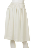 ふんわりタックスカート