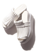 フリンジサンダル