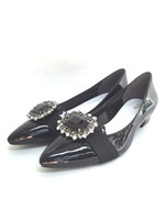 【REZOY】BIGビジューポインテッドトゥパンプス/ブラックエナメル