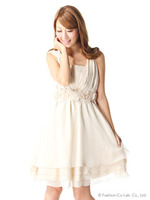 パーティードレス・花モチーフ付ドレス/ベージュ