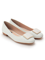 ビジュー使いシープレザーパンプス/ブラック(019)